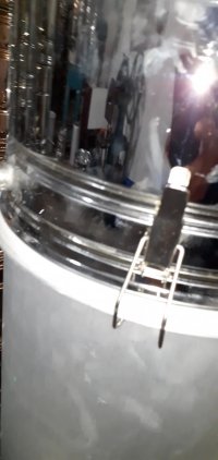 گلاب گیر دستگاه تقطیر