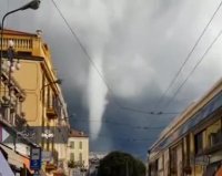 گردباد در شمال ایتالیا