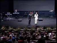 تقلید صدای بی نظیر و شنیدنی محمد اصفهانی - حسن ریوندی