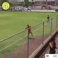 خوشحالی بعد از گل منحصر به فرد