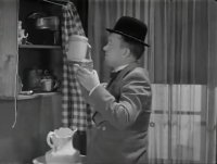 فیلم کمدی کوتاه Going Bye-Bye (لورل و هاردی)