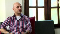 Aparatchi - سیامک انصاری از خاطرات با مهران مدیری میگوید - Siamak Ansari