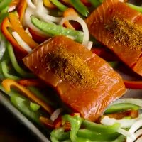 طرز تهیه ماهی سالمون با سبزیجات 