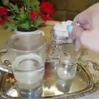 با چای دو رنگ توی مهمونیا بدرخش