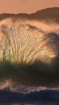 موج مسحور کننده - کلیپ زیبا برای استوری