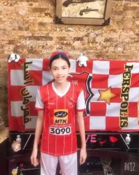 کری هوادار ایرانی - کره‌ای پرسپولیس برای دربی 92