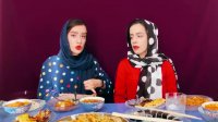 چالش تست غذاهای کشورهای مختلف با سما و سارا سمائی
