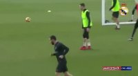 پاس گل تماشایی بنزما در تمرین رئال مادرید ( 23-08-96 )