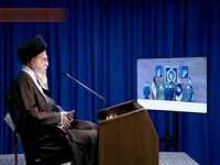 رهبری : مشکلات اقتصادی قابل حل هستند