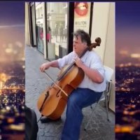 سرود " ای ایران "  توسط یک نوازنده دوره گرد فرانسوی