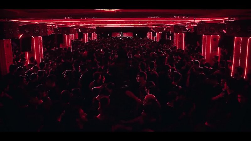 نماهنگ  (سربند سرخ) حاج محمود کریمی - محرم 1400