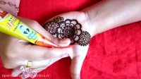 آموزش طراحی با حنا روی دست