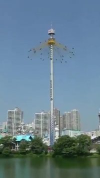 وسیله بازی هولناک و هیجان انگیز در شهربازی!