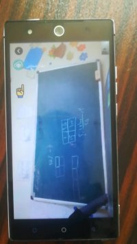 پرسش و پاسخ معلم و دانش آموز در اتود پلاس اسکای روم کافی نیست