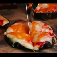 پیتزا بادمجان پنیری