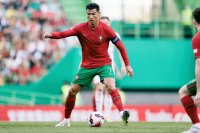 خلاصه بازی پرتغال 2 - چک 0