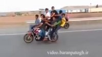 پانزده نفر سوار بر موتور