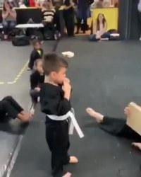 تاثیر تشویق و روحیه دادن به کودکان !