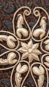 سرمه دوزی و مروارید دوزی