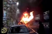 آتش زدن ون نیروی انتضامی در سال88