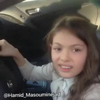 حرکات نمایشی دختر بچه ی ایرانی با جنسیس