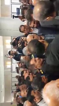 درگیری لفظی وزیر بهداشت با فرماندار بدره