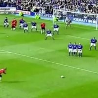 گل کاشته معروف بکهام در برابر اورتون!