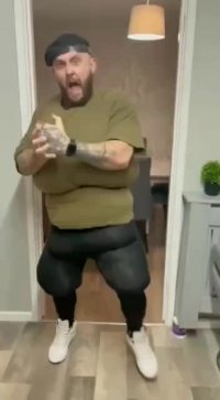 بعد از آبروریزی سجاد غریبی آمریکایی ها ویدیو میسازن و مسخرش میکنن