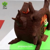 کیک فوندانتی مدل خانه