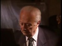 اجرای آهنگی زیبا و آرامش بخش با پیانو