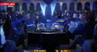 ادای احترام محمدرضا گلزار به شهدای غواص در مسابقه تلویزیونی