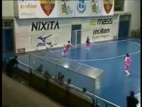 گل زیبا در فوتسال