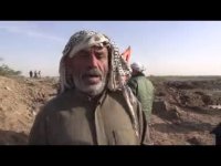 شهیدی که محل شهادتش را نشان می دهد