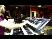 تمرین کنسرت گروه" دارکوب" با اجرای "حامد بهداد"