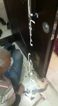 تعمیر درب ورودی اپارتمان 09123199381