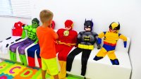 نیکیتا  و ولاد با قهرمان هاشون Vlad became a superheroes and helps his friends