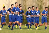 تمرینات آبی پوشان در غیاب بازیکنان اصلی