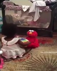 عروسکی که زبان باز کرد!