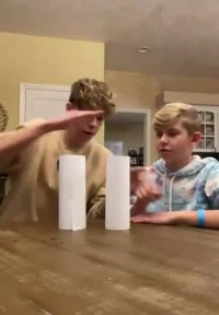 این چه شوخی بود بچه از دست رفت