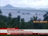 فرود هواپیما در دریا