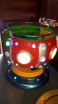 دستگاه تکان دهنده دونفره سفینه کودک مخصوص خانه بازی و شهربازی