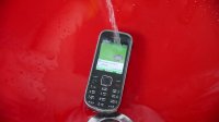 Nokia 3720 classic beer and water test