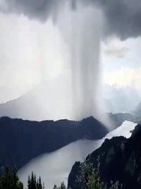 باران مهیب و شگفت انگیز