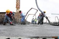 بتن ریزی با دستگاه