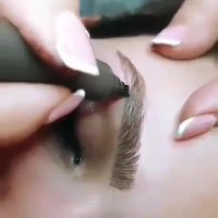 طرز استفاده صحیح از ماژیک هاشور ابرو