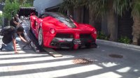 مراقبت از "LaFerrari" در ساختمان پورشه
