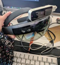 قدرت ردیابی لیپ موشن در هولولنز مایکروسافت