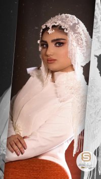 کلاژ عکس مزون سیاه سفید کاری از رایمند