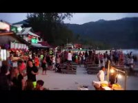 سفر به جزیره کوپنگان جهت شرکت در پارتی شبانه