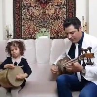 اون موی فرفری‌ تو قربون